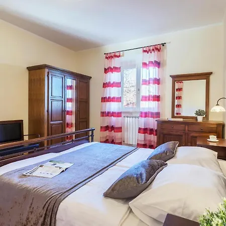 Hotel Beautiful In With Kitchen