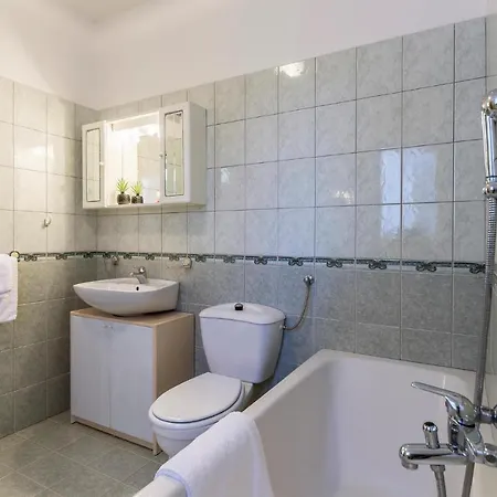 Hotel Beautiful In With Kitchen Labin (Istria)